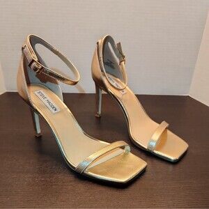 Steve Madden Piked Heeled Sandals Womens 7.5 Gold